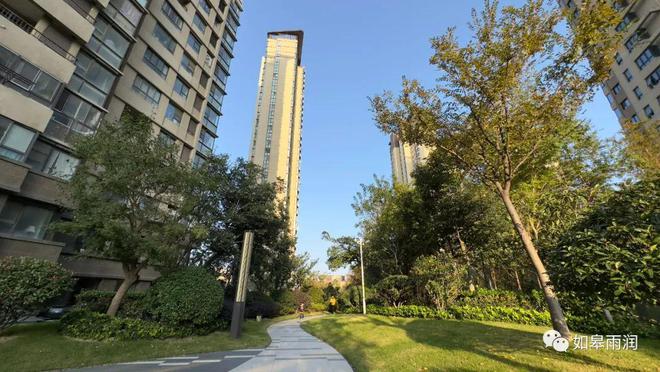 如皋雨润·星雨华府I实景准168体育 168体育官网现房交付在即抢藏正当时！(图4)